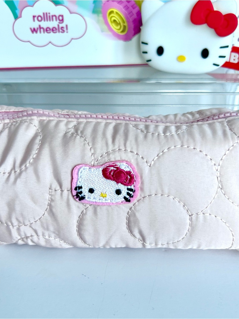🩷(HK378) Hello Kitty Adorable 3-Piece Fun Bundle! - Picture 6 of 8